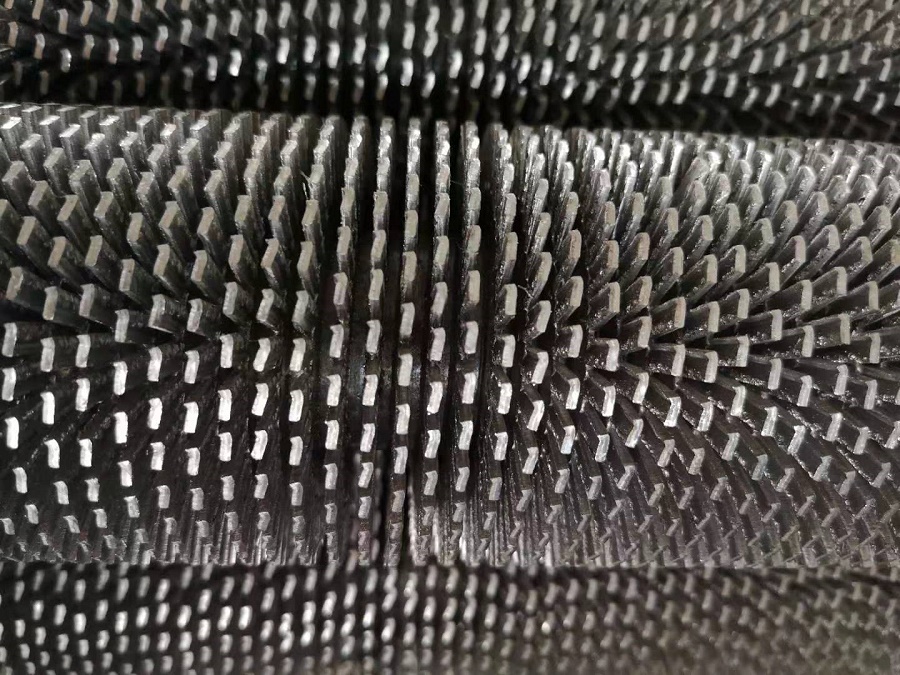 High-frequency welding serrated finned tube manufacturing process