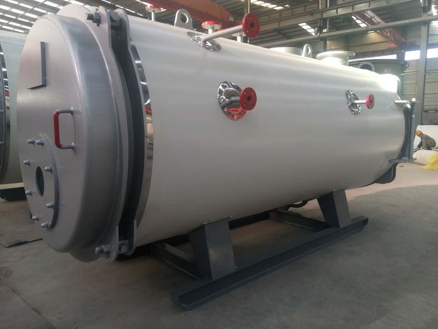 Comparative diagram of Fire-Tube and Water-Tube boiler construction