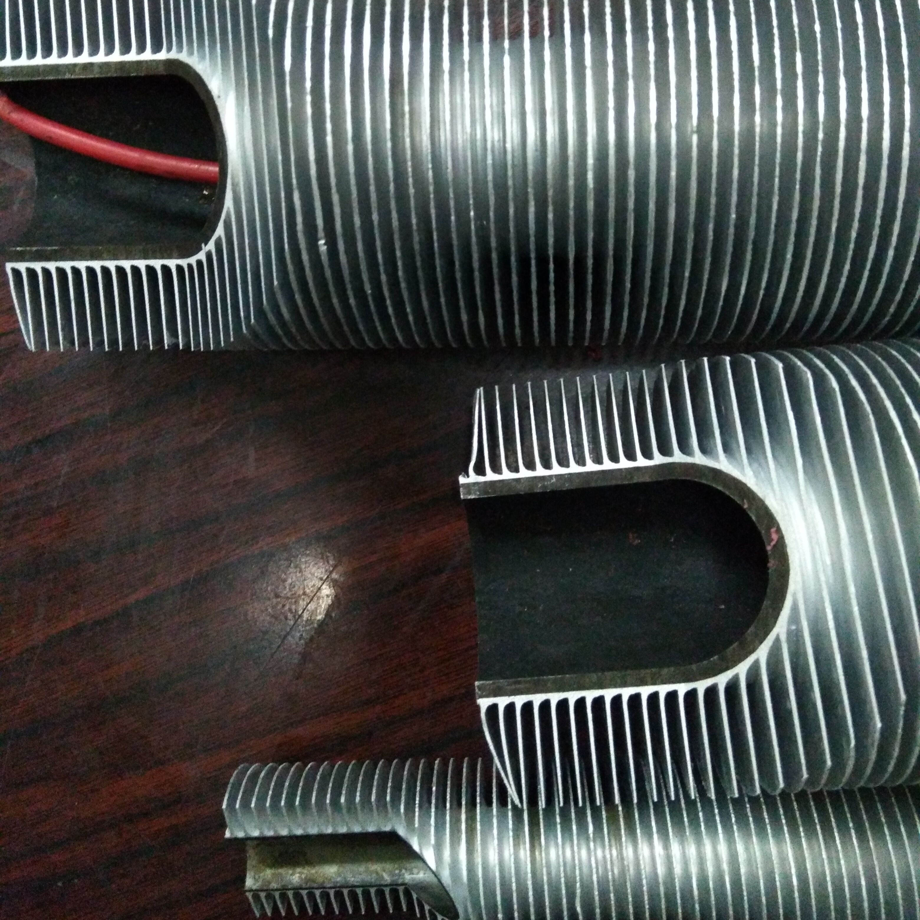 Spiral fin tube cross section