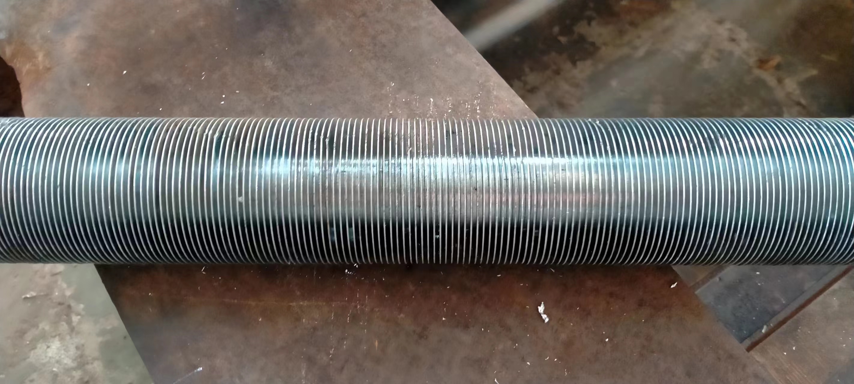 High-performance galvanized fin tubes in industrial heat exchanger application