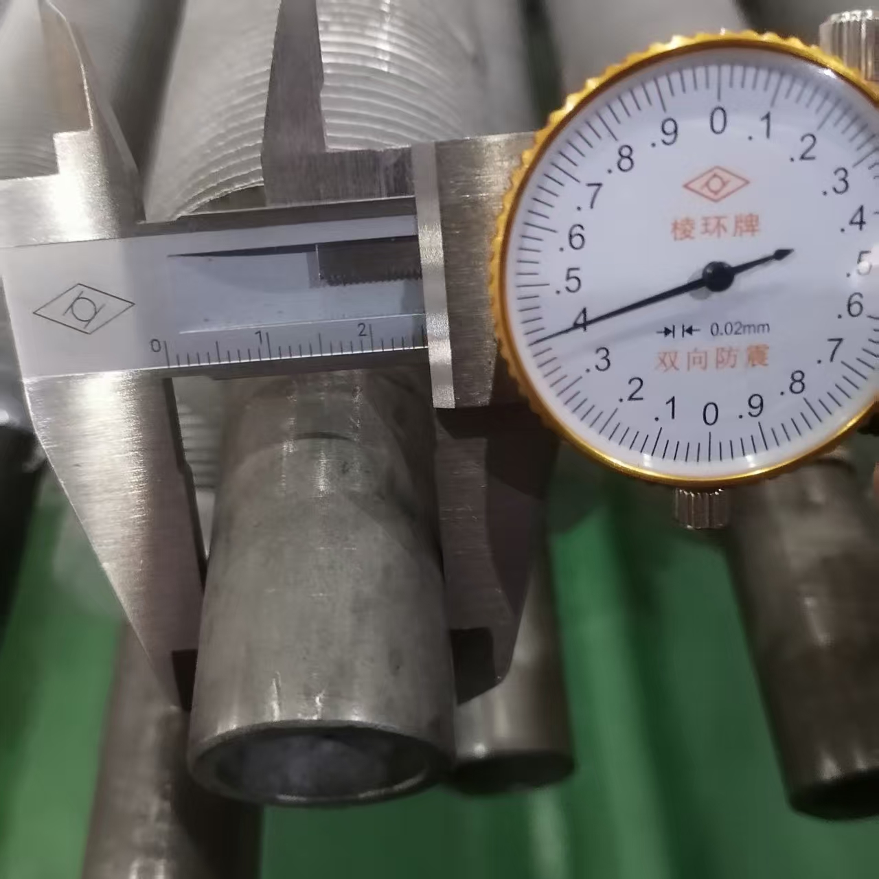 Aluminum Fin Tube Manufacturing Display