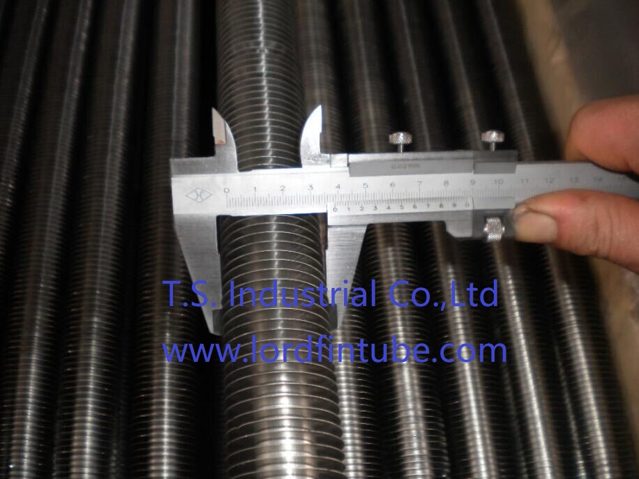 China's foreign trade started steadily and the total export value in the firs...