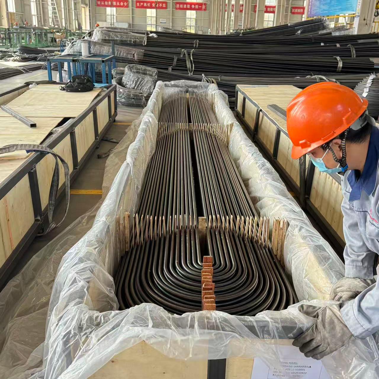 China's foreign trade started steadily and the total export value in the firs...
